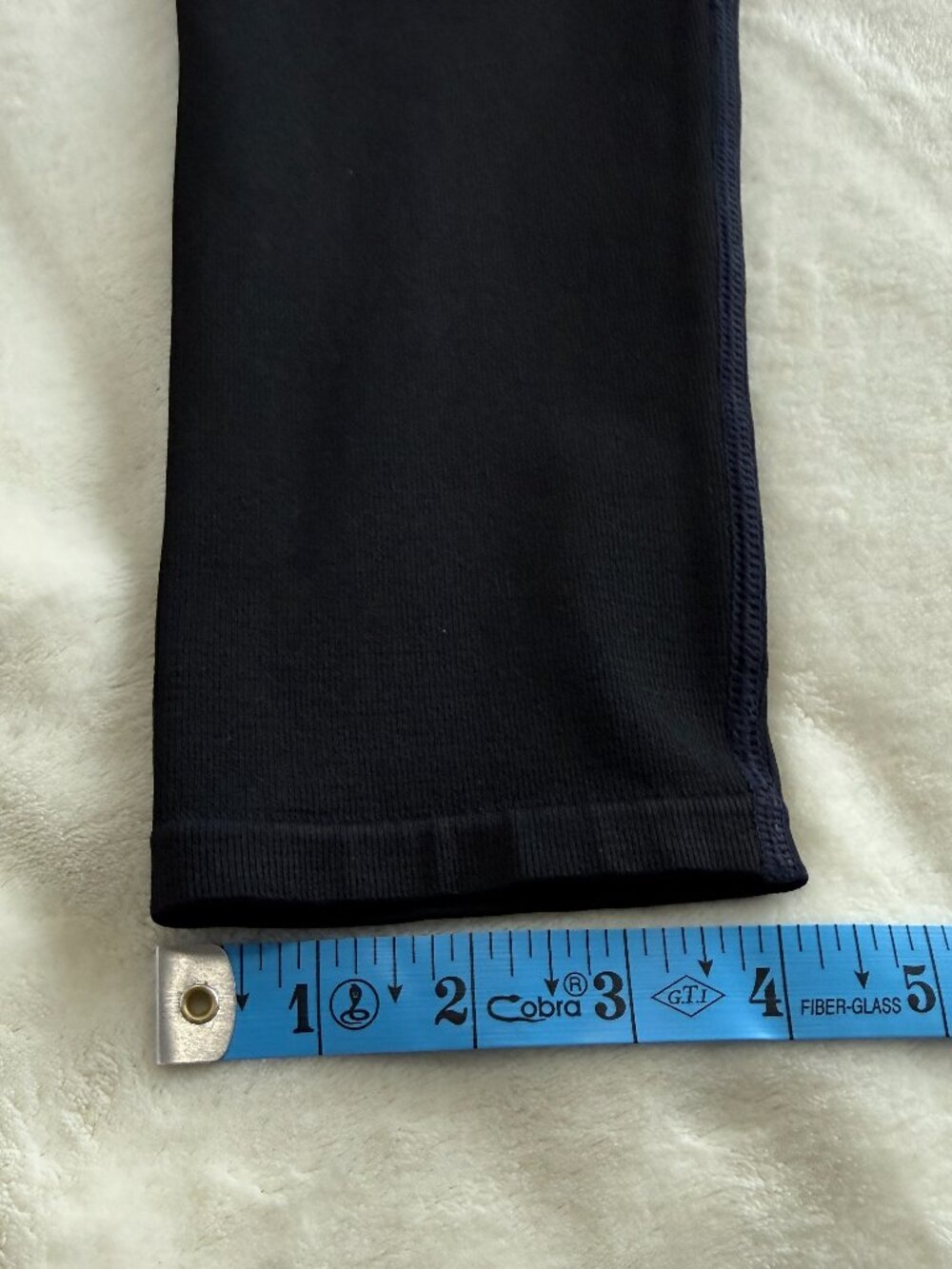 Fabletics Navy Blue & Black Colorblock Cropped Leggings Size Small - Picture 8 of 8